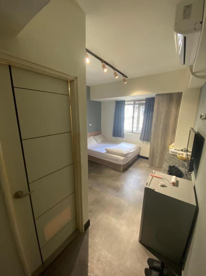 Fengjia Gift Box Homestay Taichung Luaran gambar
