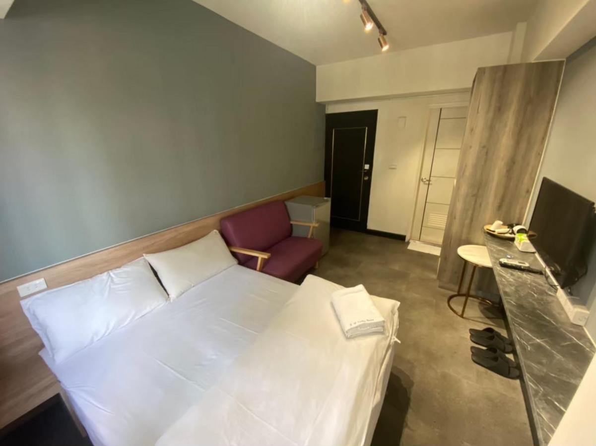 Fengjia Gift Box Homestay Taichung Luaran gambar