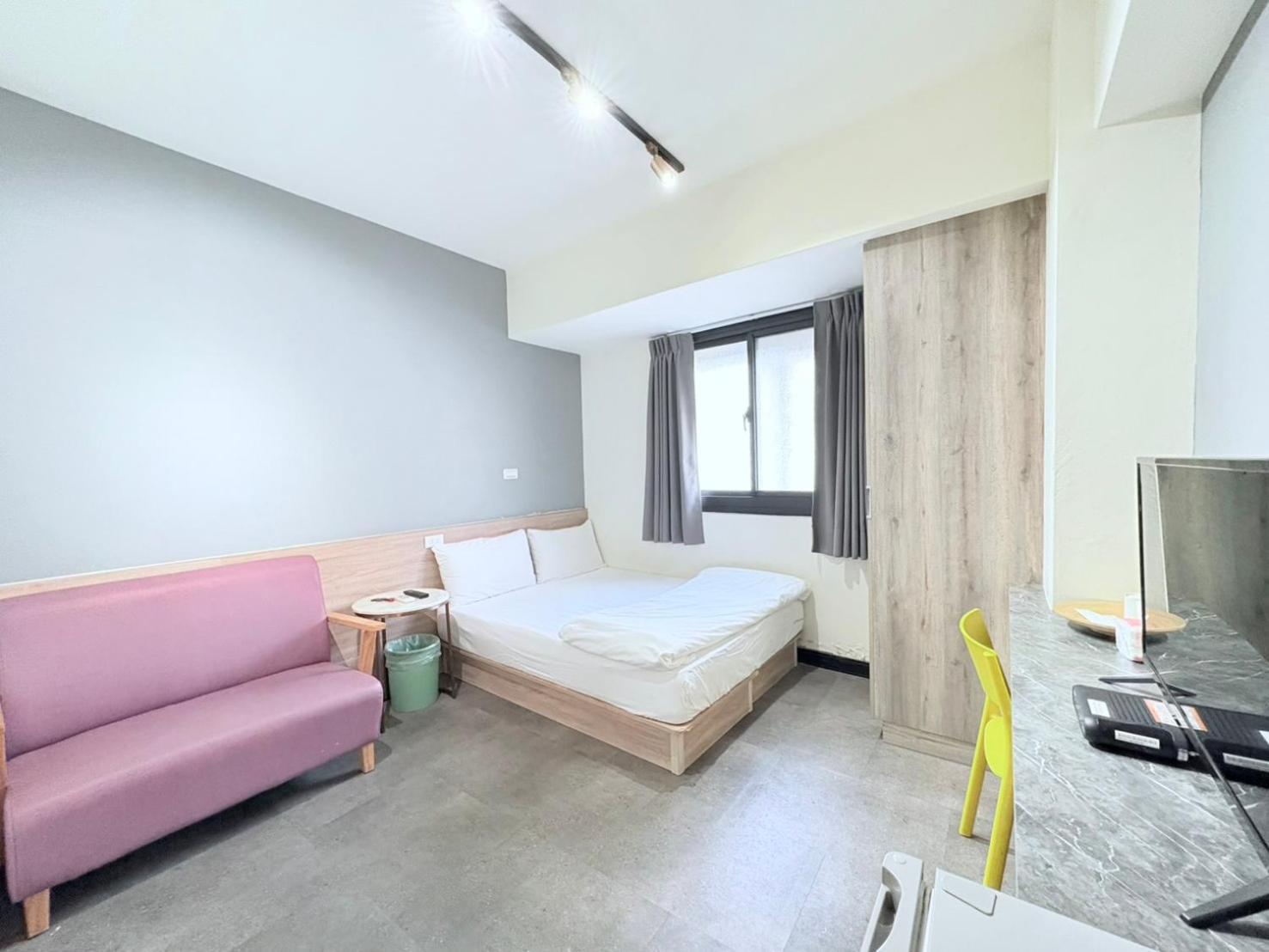 Fengjia Gift Box Homestay Taichung Luaran gambar